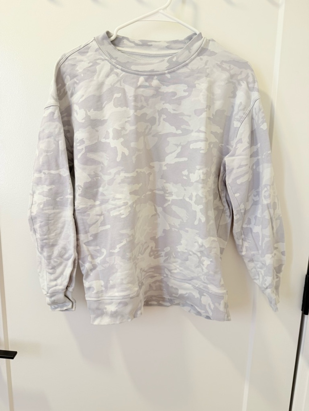 lululemon athletica Light Gray & White Camo Crewneck Sweatshirt